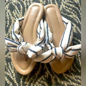 Stripped Bow Comfortable Sandals. Size 6